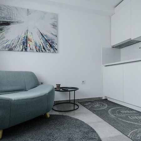 Appartamento Zagreb, New, Free Parking, Near Bus Station Esterno foto