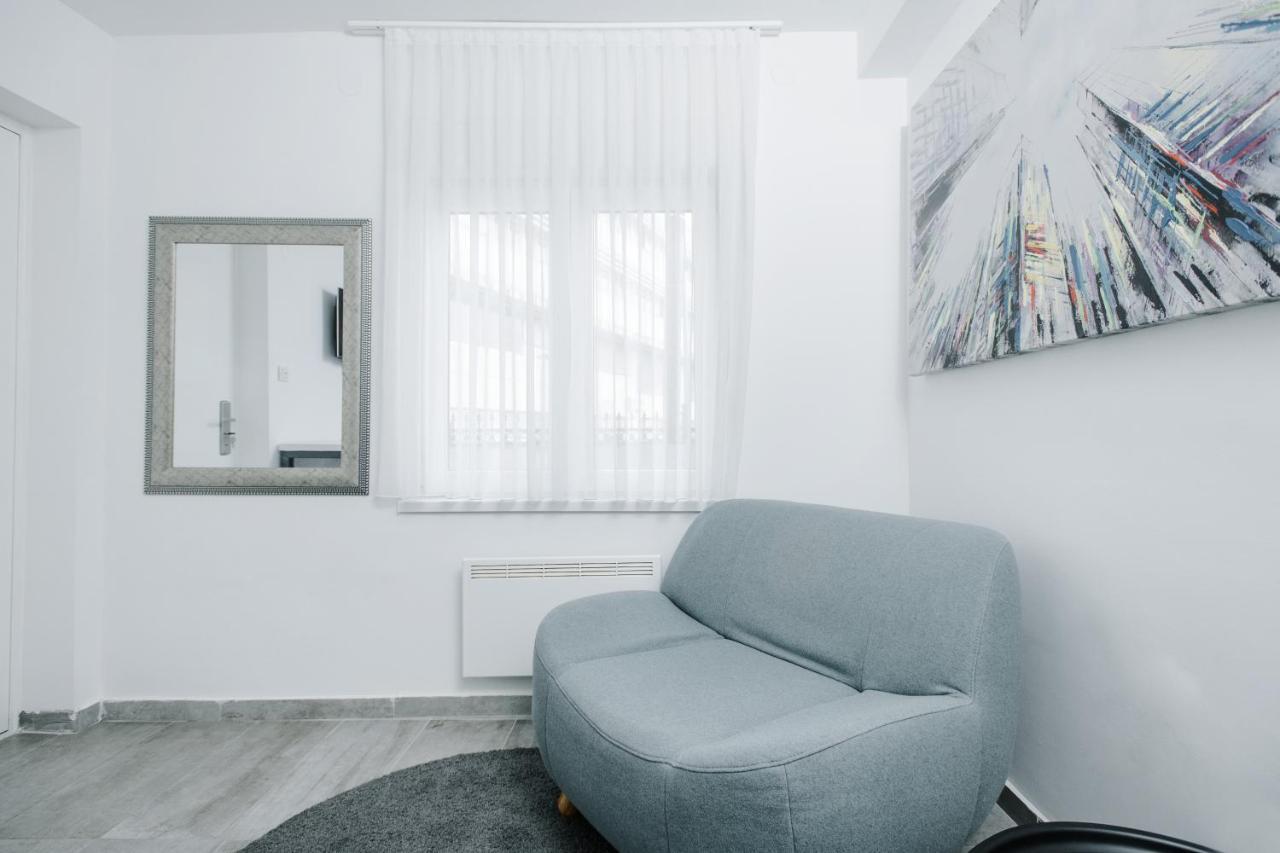 Appartamento Zagreb, New, Free Parking, Near Bus Station Esterno foto