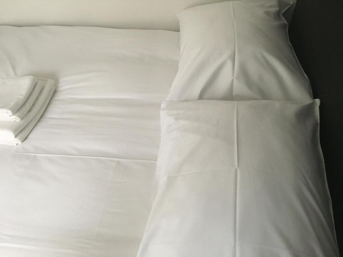 Appartamento Zagreb, New, Free Parking, Near Bus Station Esterno foto